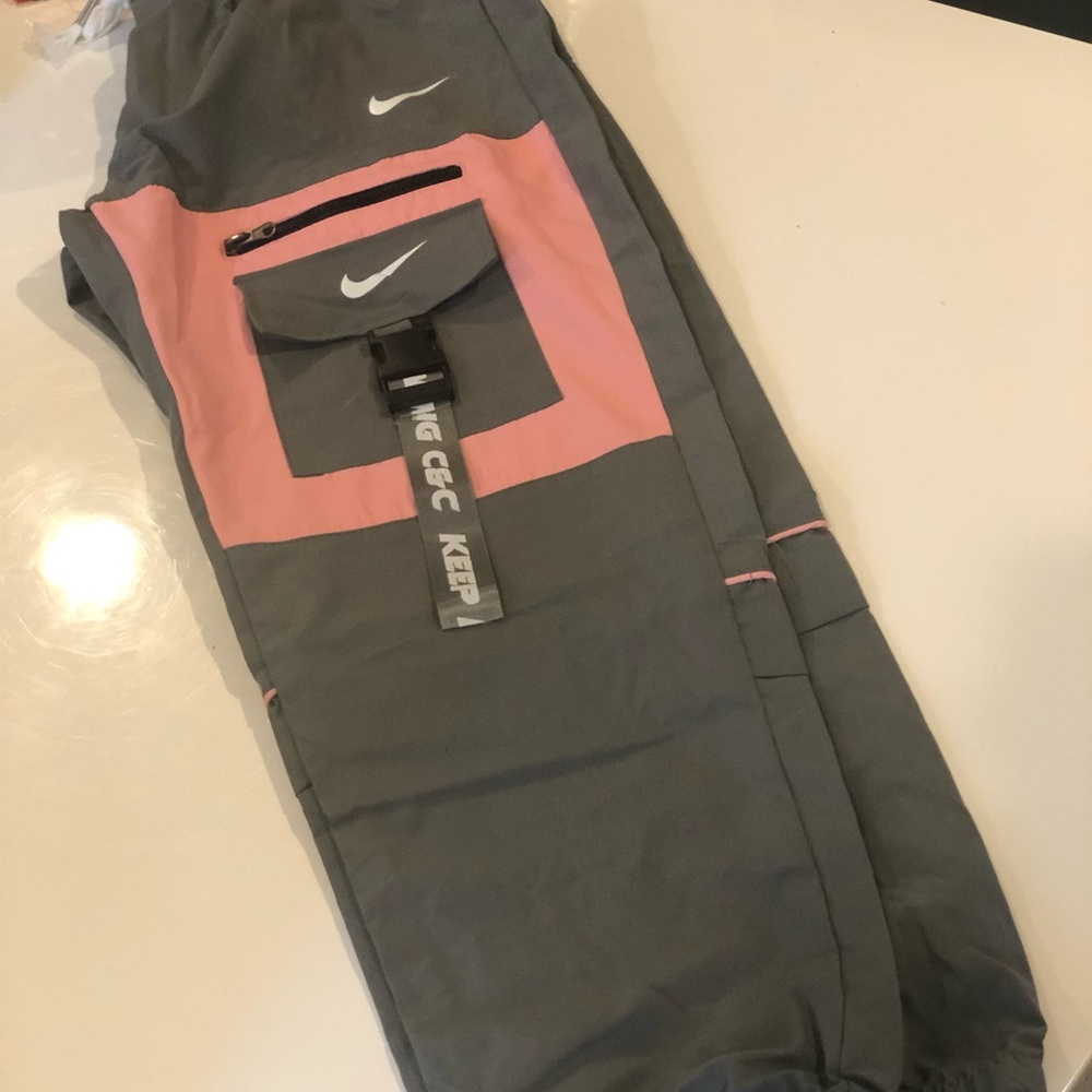 Unisex Re worked Nike Joggers - Picture 3 of 4